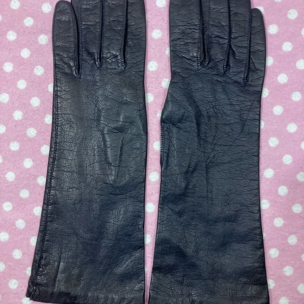 Black Leather Gloves